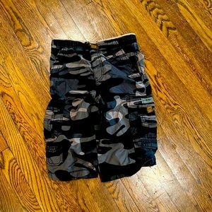 Boys Union Bay cargo shorts camp size 12